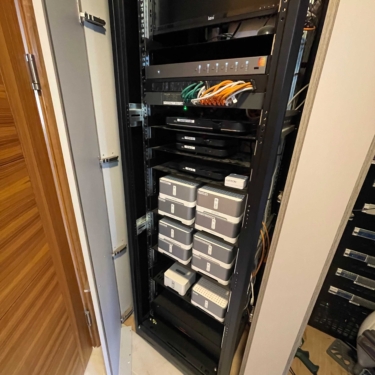 whitecraigs-av-rack